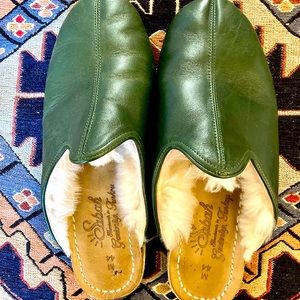 Sabah - Denali green shearling babas